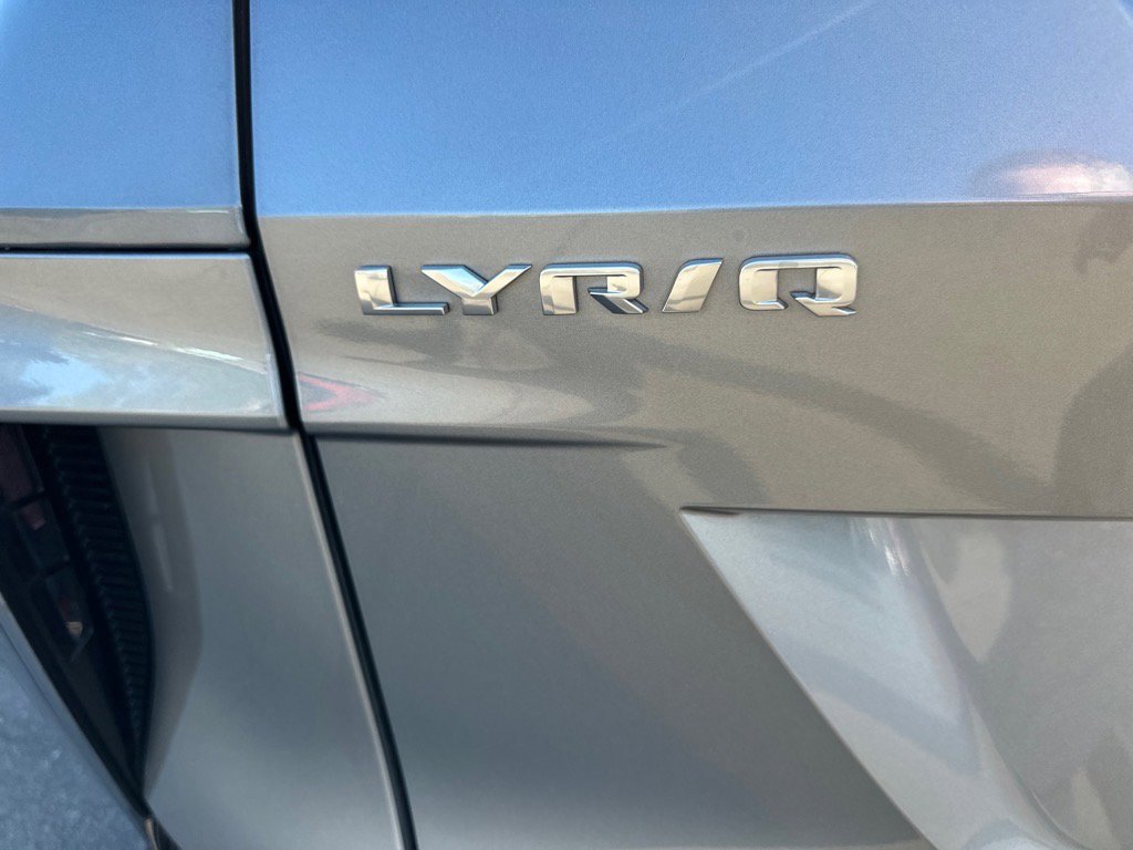 Used 2024 Cadillac Lyriq Luxury image 11