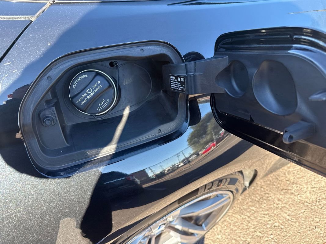 Used 2015 BMW M4 image 20