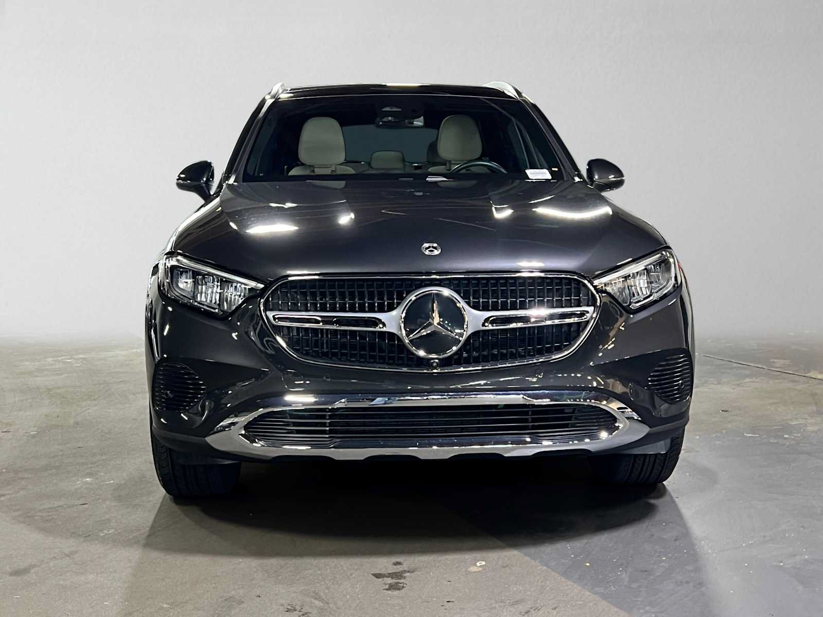 Used 2026 Mercedes-Benz GLC 300 4MATIC image 8