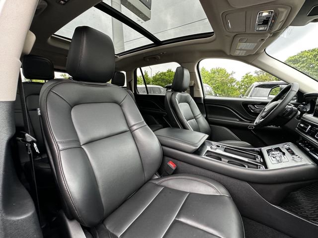 Certified 2024 Lincoln Aviator AWD w/ Premium Package image 35