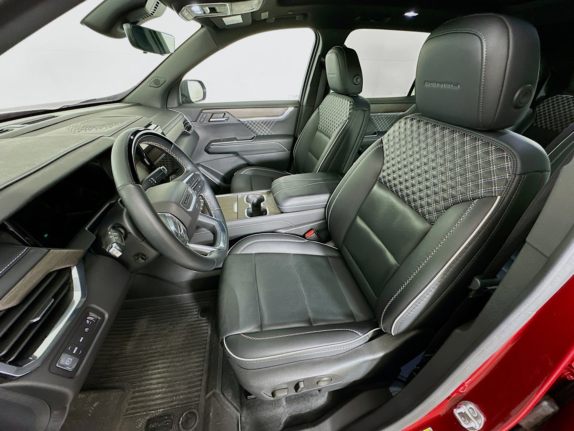 Used 2024 GMC Acadia Denali w/ Super Cruise Package AWD/4WD image 13