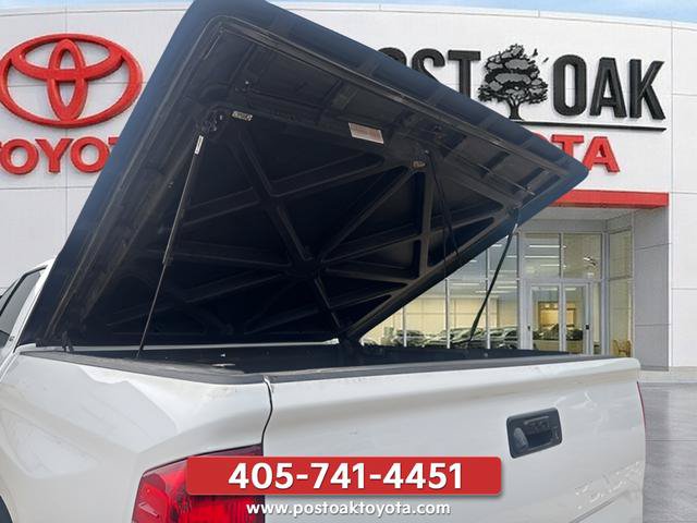 Used 2016 Toyota Tundra SR5 w/ SR5 Upgrade Package AWD/4WD image 15