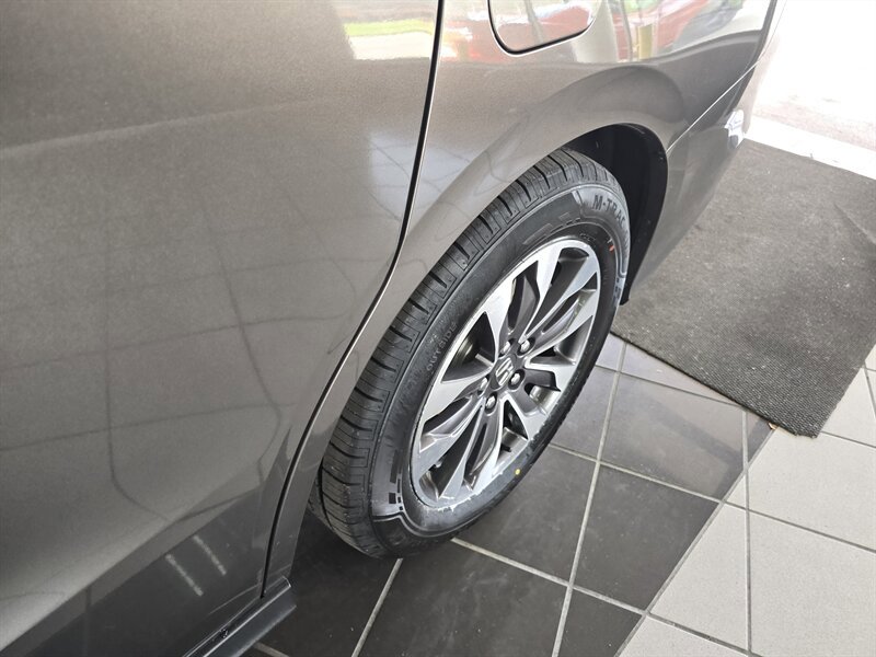 Used 2021 Honda Odyssey EX-L image 35