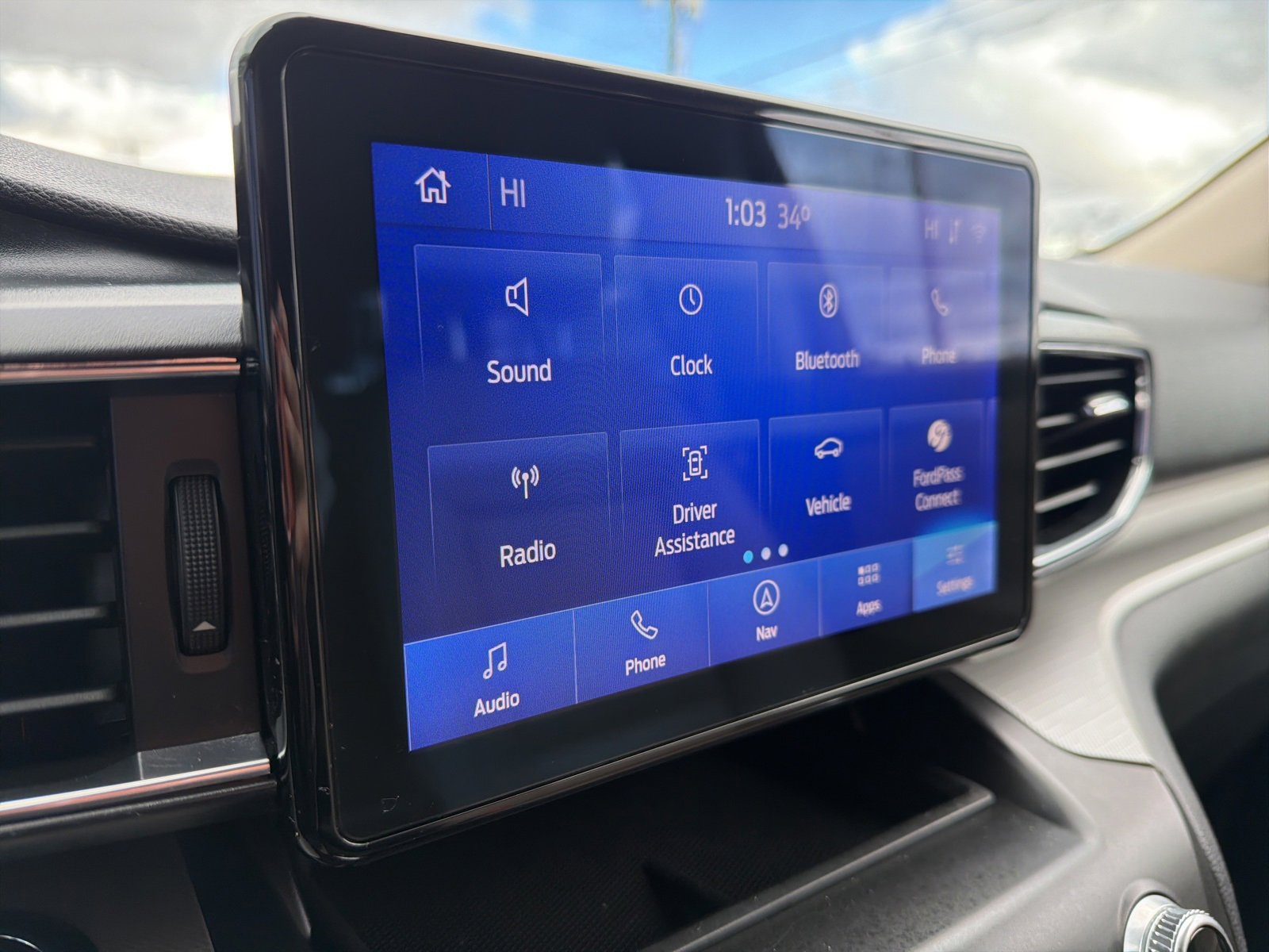 Used 2020 Ford Explorer XLT w/ Equipment Group 202A image 28