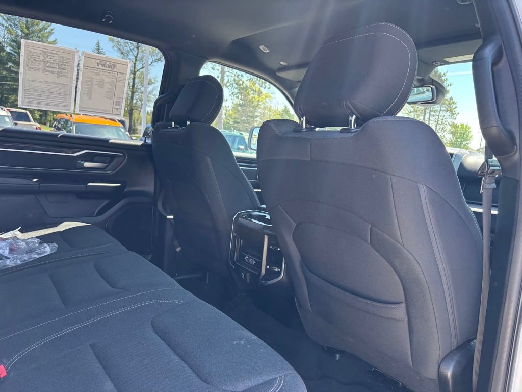 Used 2019 RAM 1500 Big Horn AWD/4WD image 16