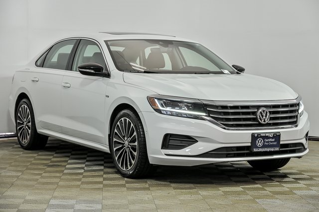 Certified 2022 Volkswagen Passat 2.0T