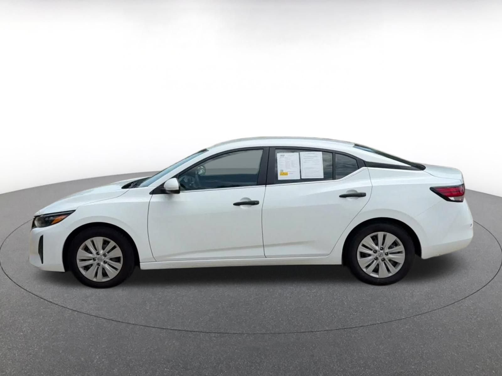 Used 2025 Nissan Sentra S FWD image 8
