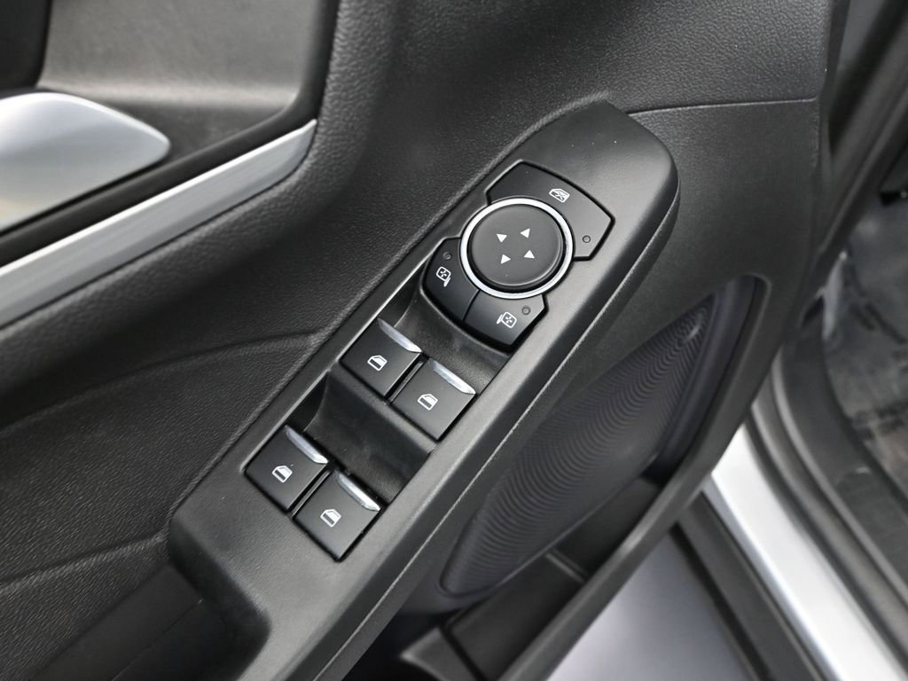 Used 2024 Ford Escape Platinum image 18