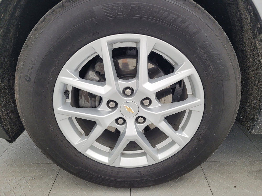 Used 2023 Chevrolet Equinox LS w/ LS Convenience Package image 31