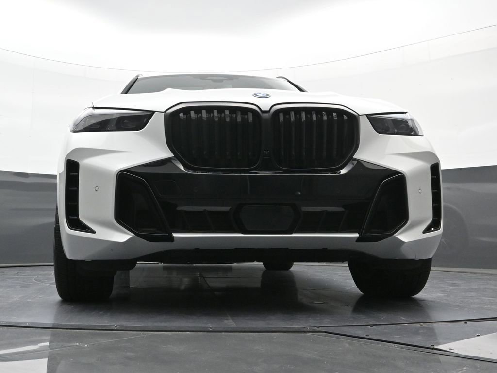 Used 2024 BMW X5 xDrive50e w/ Executive Package AWD/4WD image 24