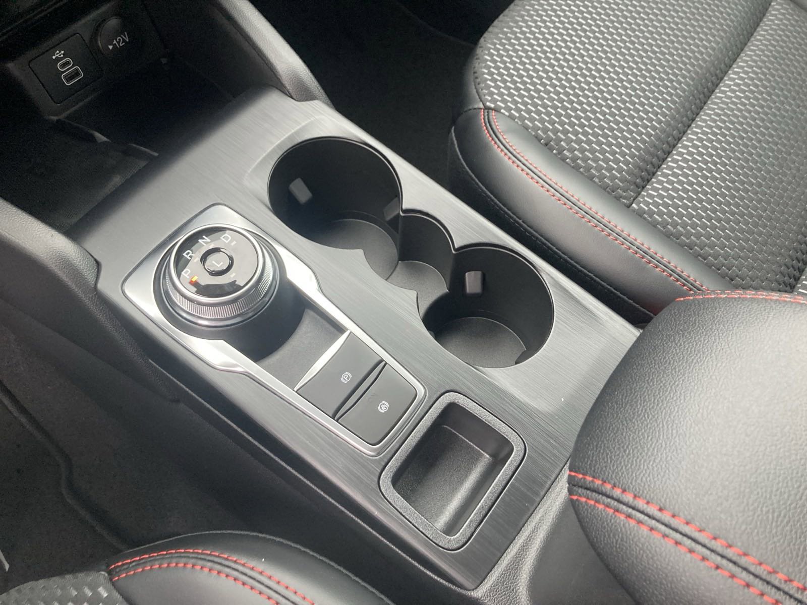 New 2024 Ford Escape ST-Line Select w/ Tech Pack #2 image 50