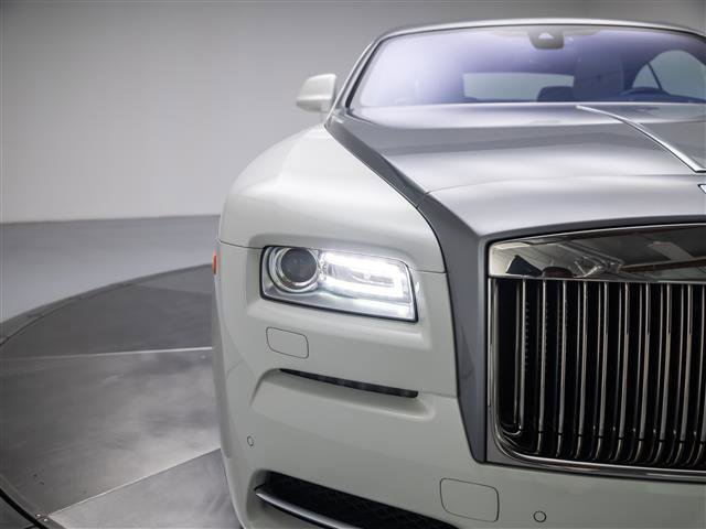 Used 2016 Rolls-Royce Wraith image 11
