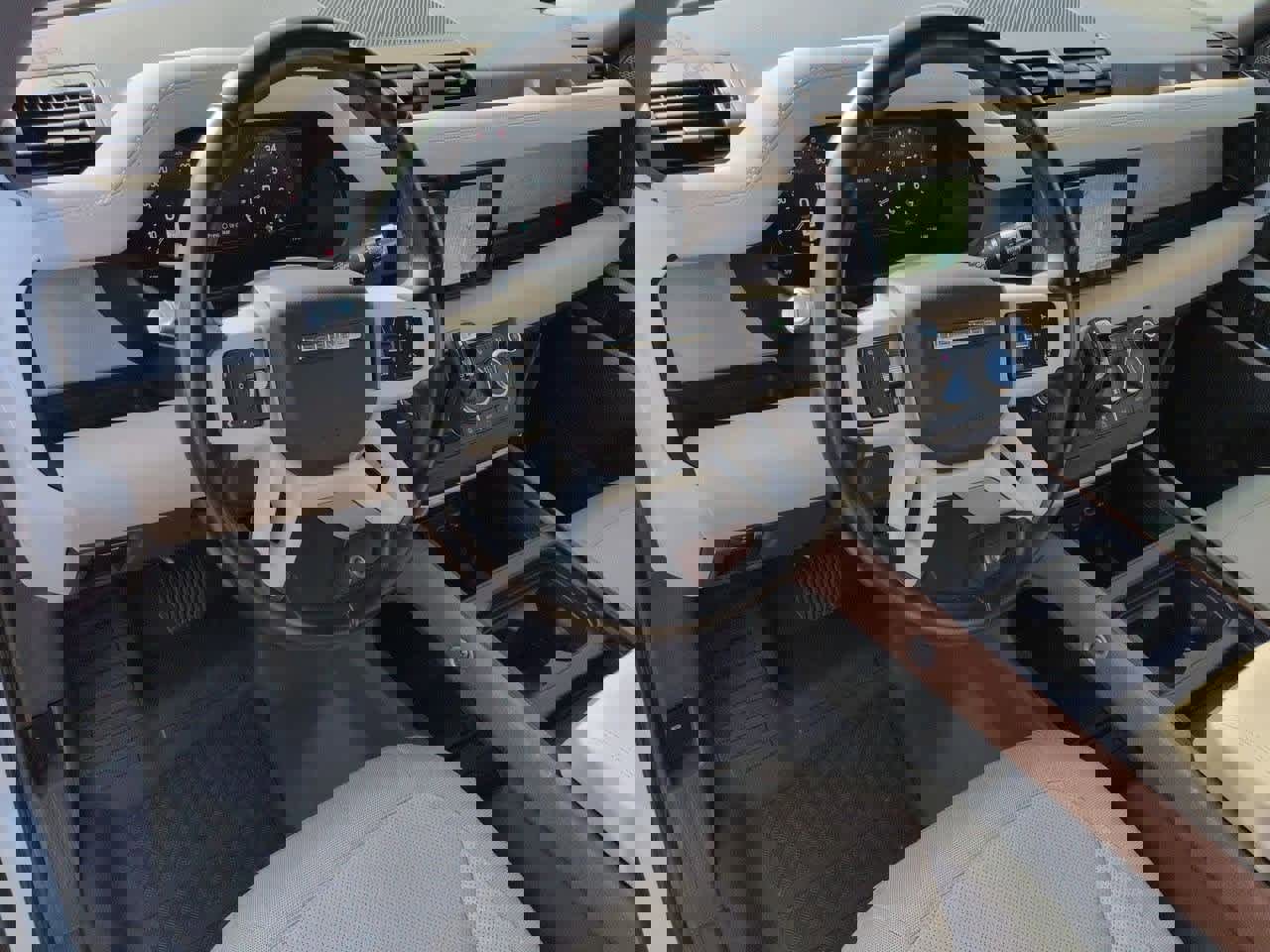 Used 2021 Land Rover Defender 110 S image 2