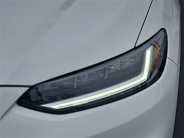 Used 2025 Honda HR-V Sport image 9