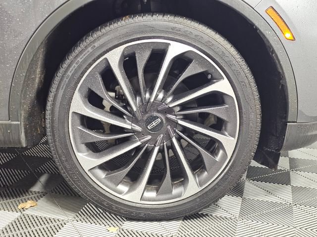 Used 2025 Lincoln Aviator Reserve w/ Equipment Group 201A image 9