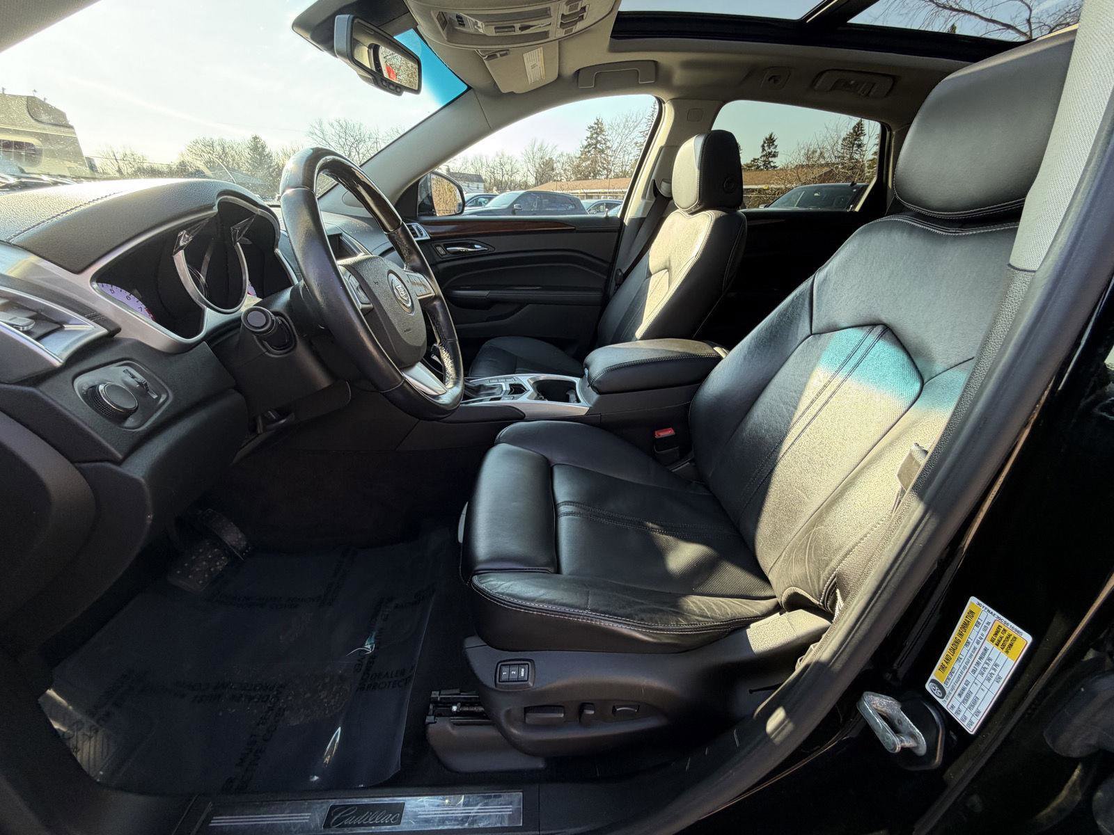 Used 2012 Cadillac SRX Luxury image 14