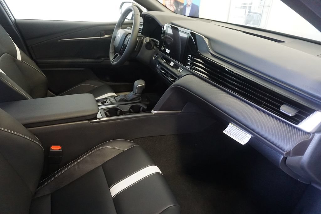 New 2026 Toyota Camry SE FWD image 25