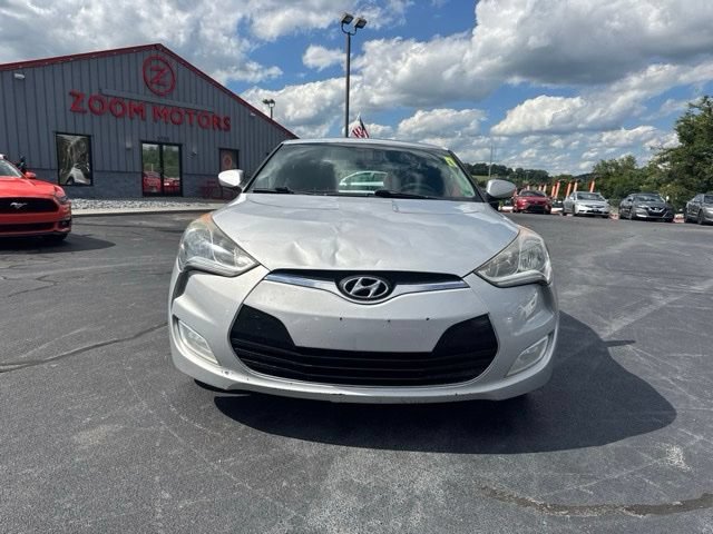 Used 2014 Hyundai Veloster w/ Style Package 02 FWD image 3