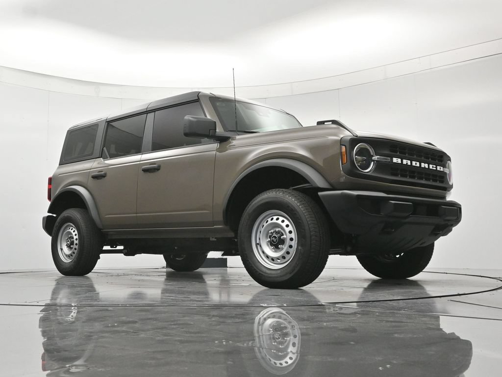 New 2026 Ford Bronco 4-Door AWD/4WD image 38