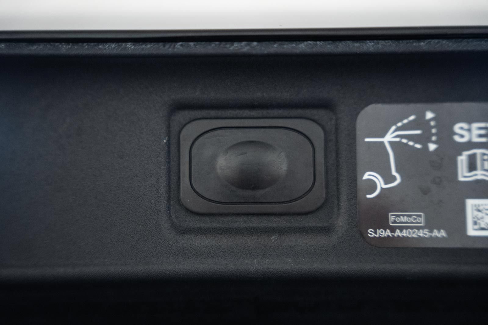 Certified 2025 Ford Mustang Mach-E Premium AWD/4WD image 11