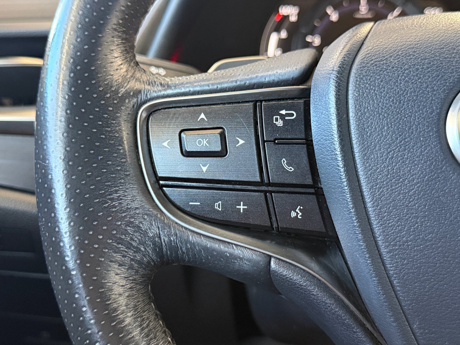 Used 2021 Lexus ES 350 F Sport w/ Accessory Package FWD image 15