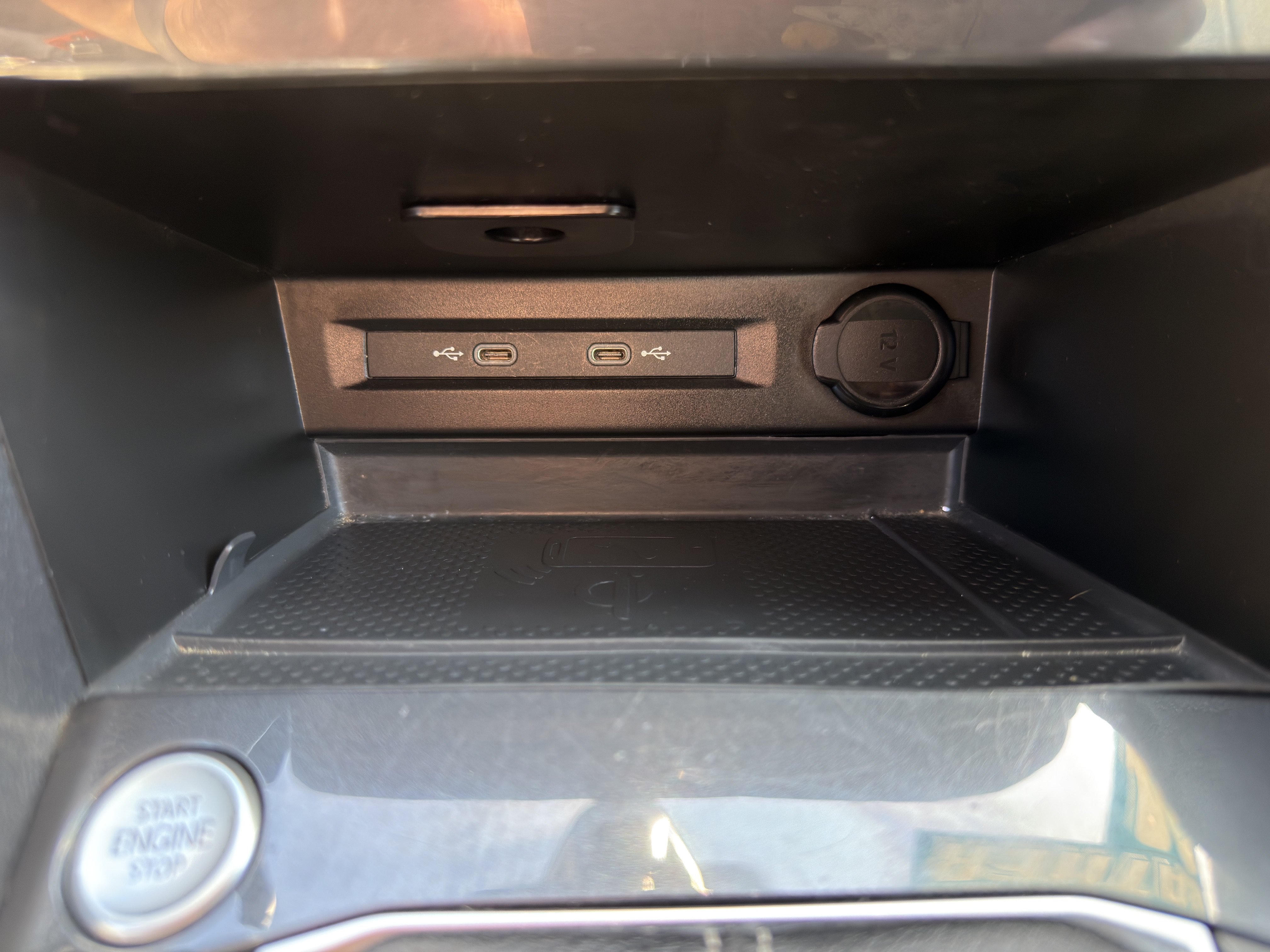 Used 2024 Volkswagen Tiguan SE FWD image 37