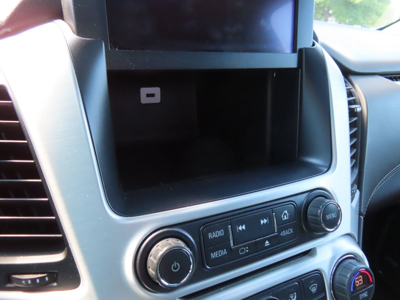 Used 2020 GMC Yukon XL SLT w/ Premium Edition AWD/4WD image 26