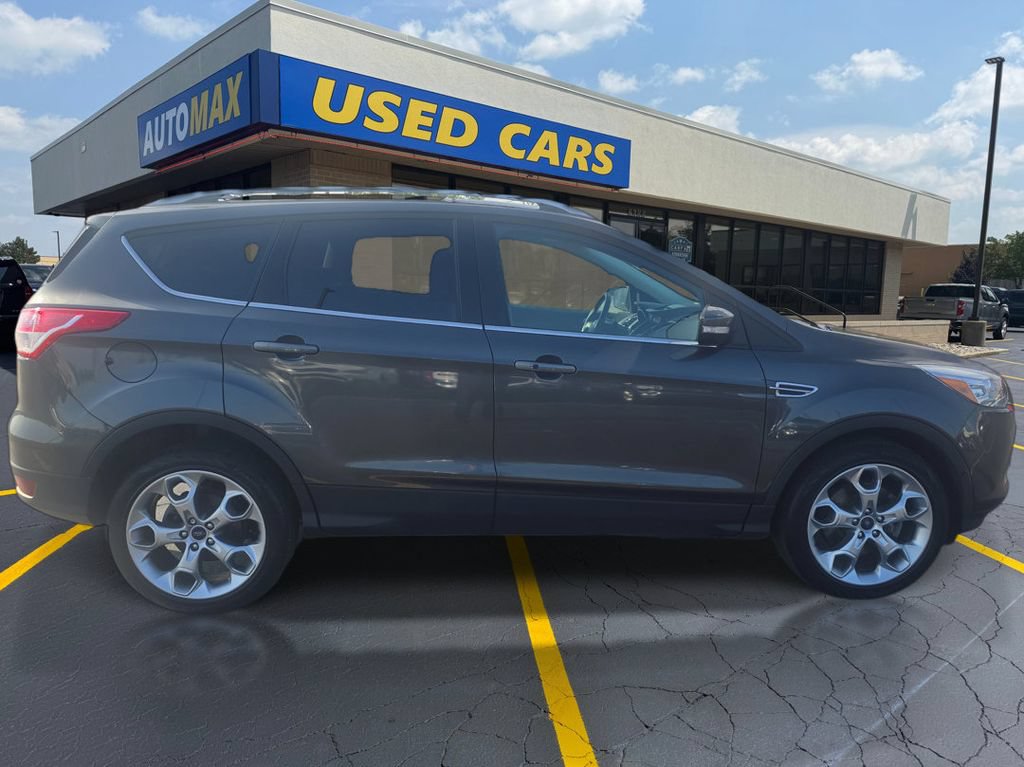 Used 2016 Ford Escape Titanium w/ Equipment Group 301A AWD/4WD image 2