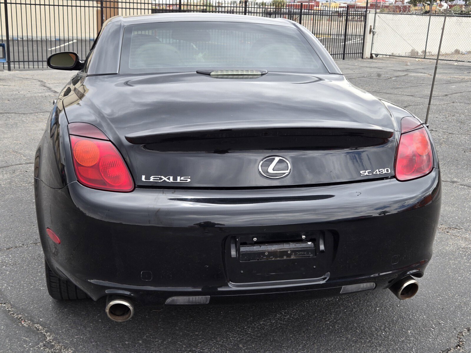 Used 2005 Lexus SC 430 Convertible image 4