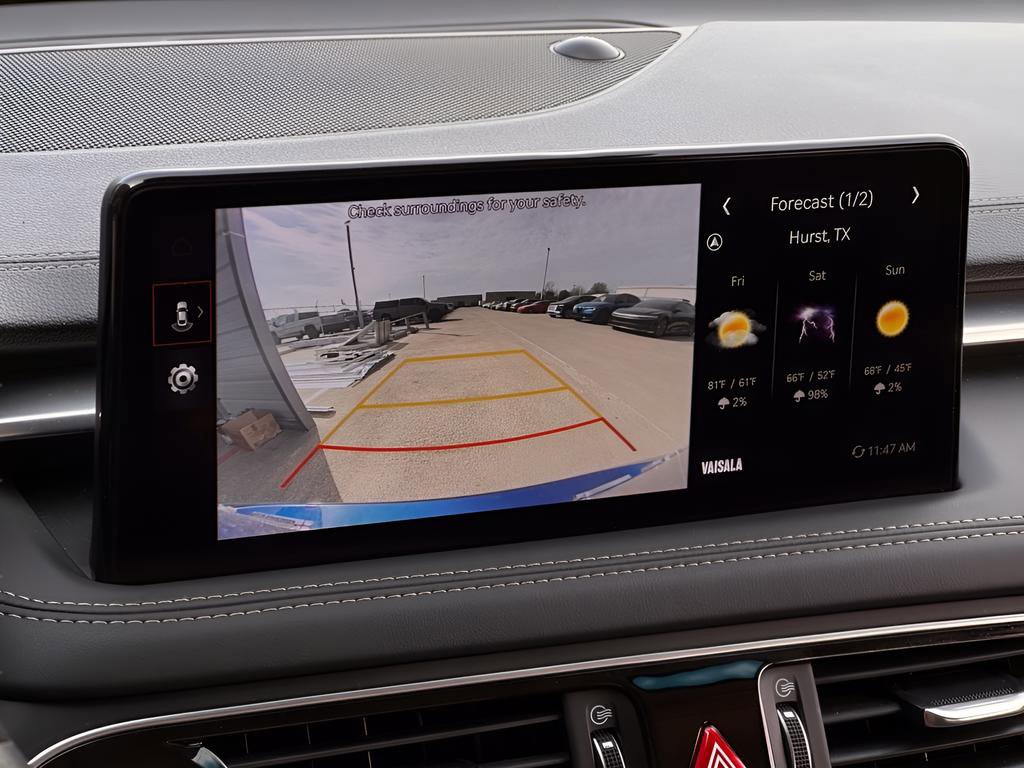 Used 2023 Genesis G70 3.3T image 12