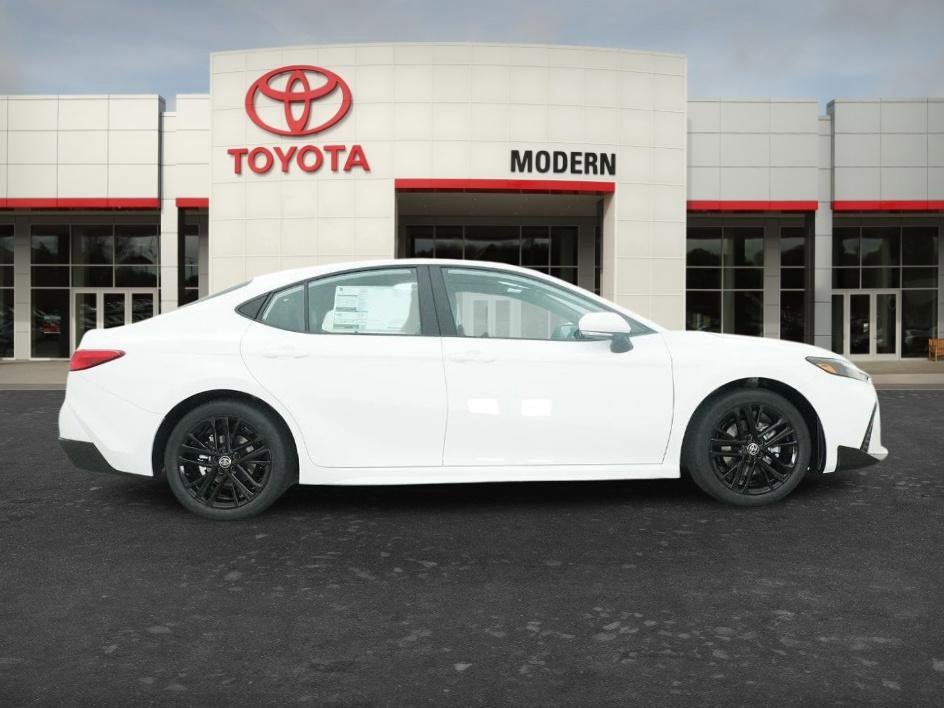 New 2026 Toyota Camry SE FWD image 6