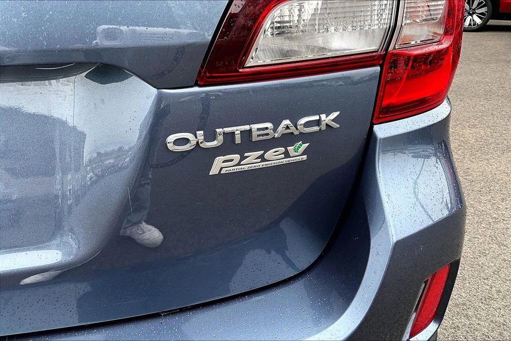 Used 2017 Subaru Outback 2.5i image 8
