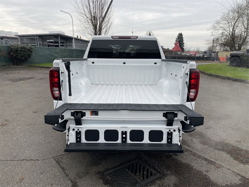 Used 2022 GMC Sierra 1500 Elevation w/ LPO, Elevation Black Package image 25