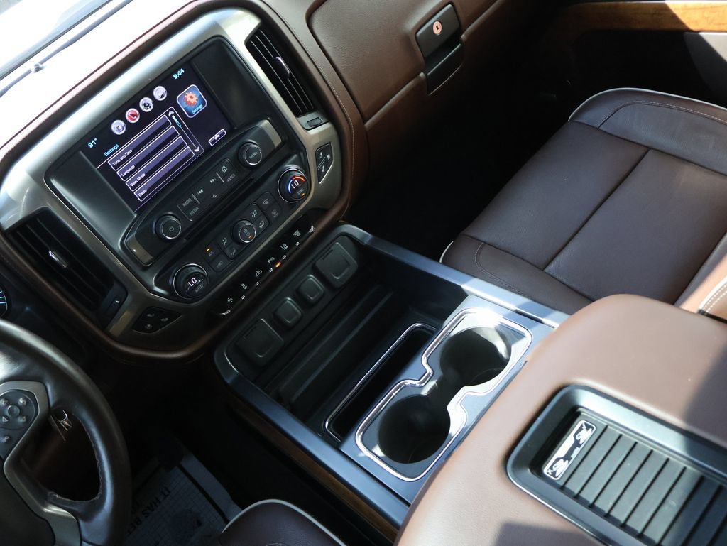 Used 2016 Chevrolet Silverado 2500 High Country w/ Duramax Plus Package AWD/4WD image 26