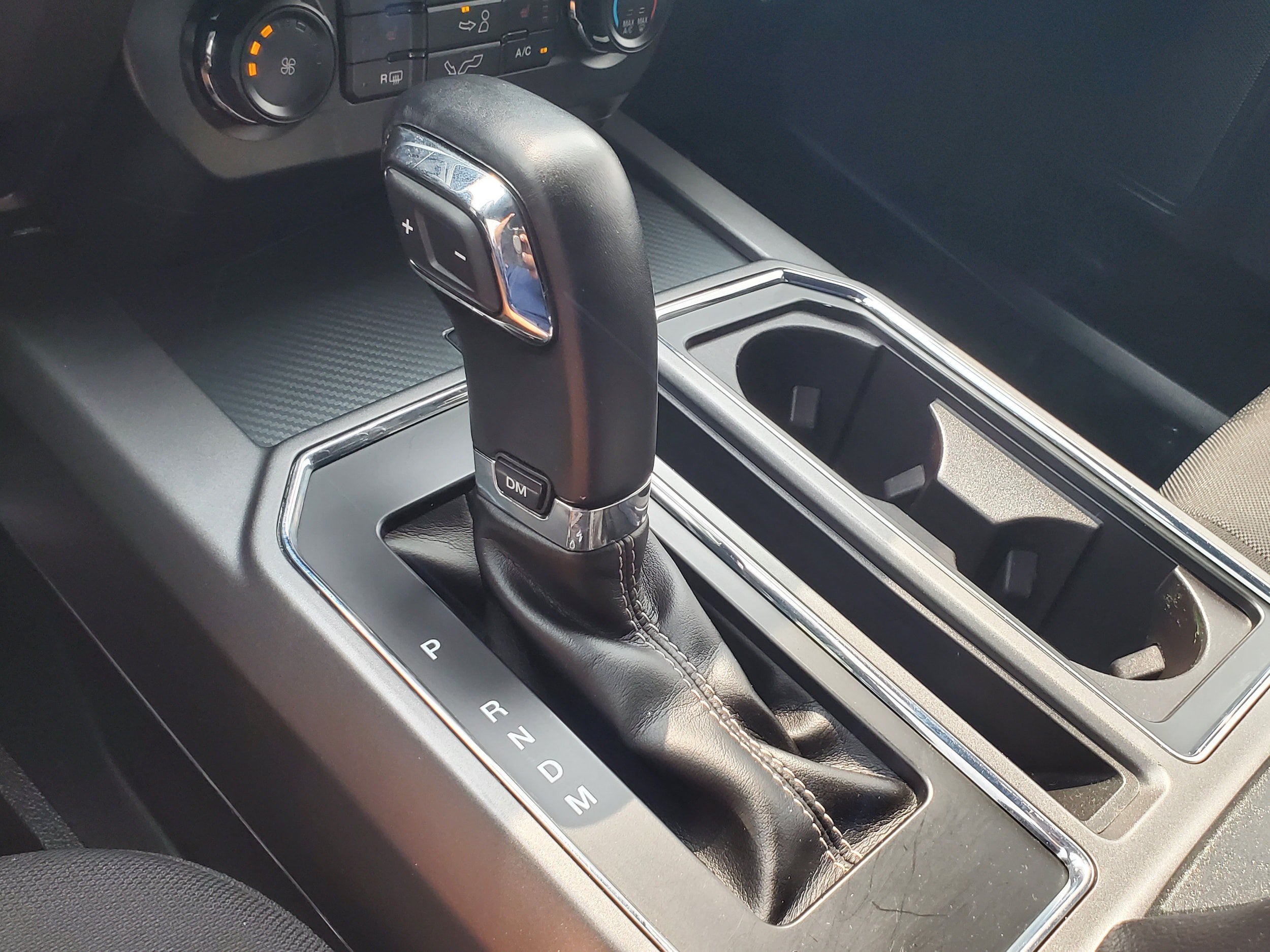 Used 2019 Ford F150 XLT w/ Equipment Group 302A Luxury AWD/4WD image 23
