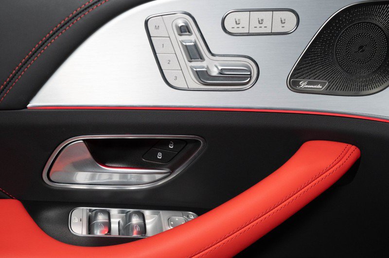 Used 2025 Mercedes-Benz GLE 63 AMG S image 26