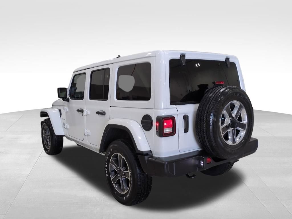 Used 2023 Jeep Wrangler Sahara image 15