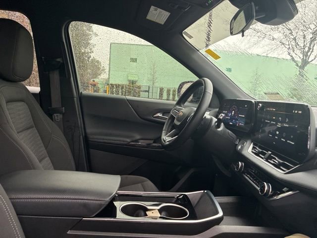 Used 2025 Chevrolet Equinox LT image 22