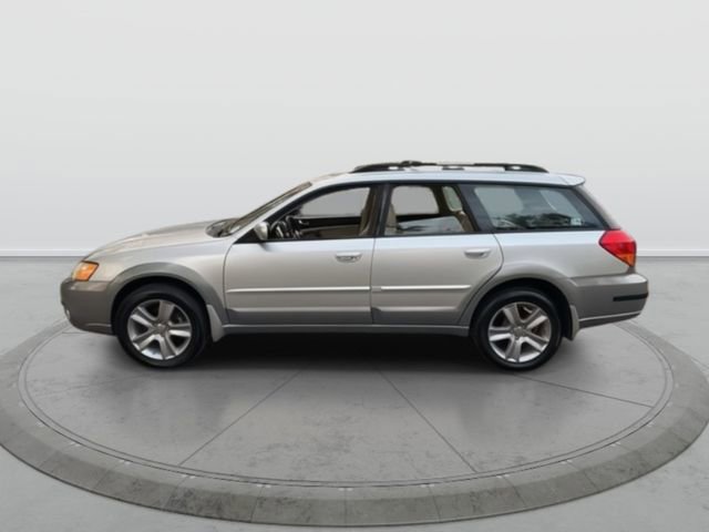 Used 2007 Subaru Outback 2.5i image 4