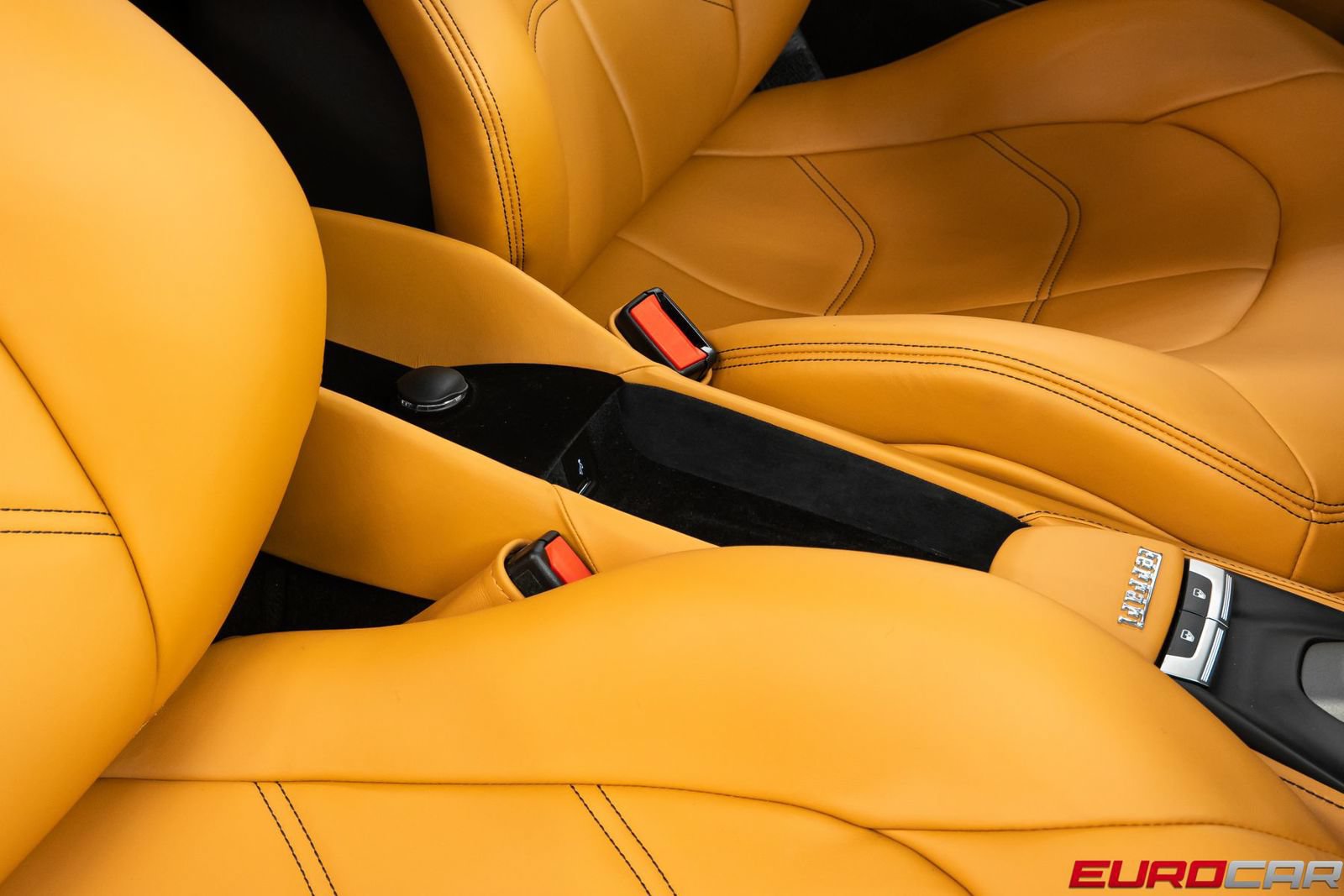 Used 2019 Ferrari 488 GTB RWD image 36