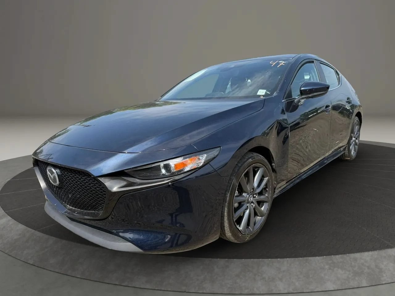 Used 2020 MAZDA MAZDA3 Hatchback FWD image 1