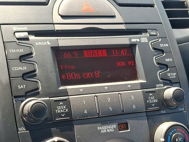 Used 2010 Kia Soul + w/ Audio Pkg image 16