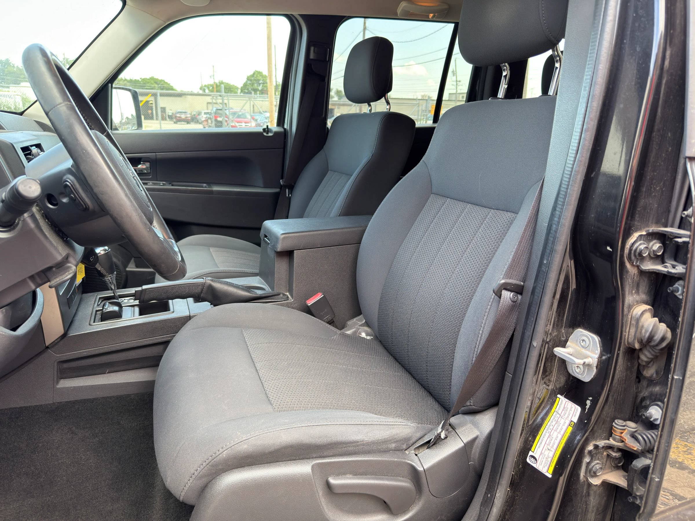 Used 2012 Jeep Liberty Sport w/ Popular Equipment Group AWD/4WD image 17