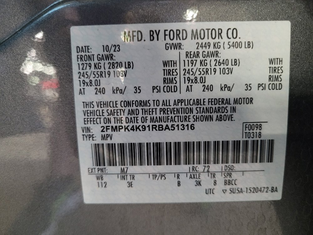 Used 2024 Ford Edge Titanium image 33