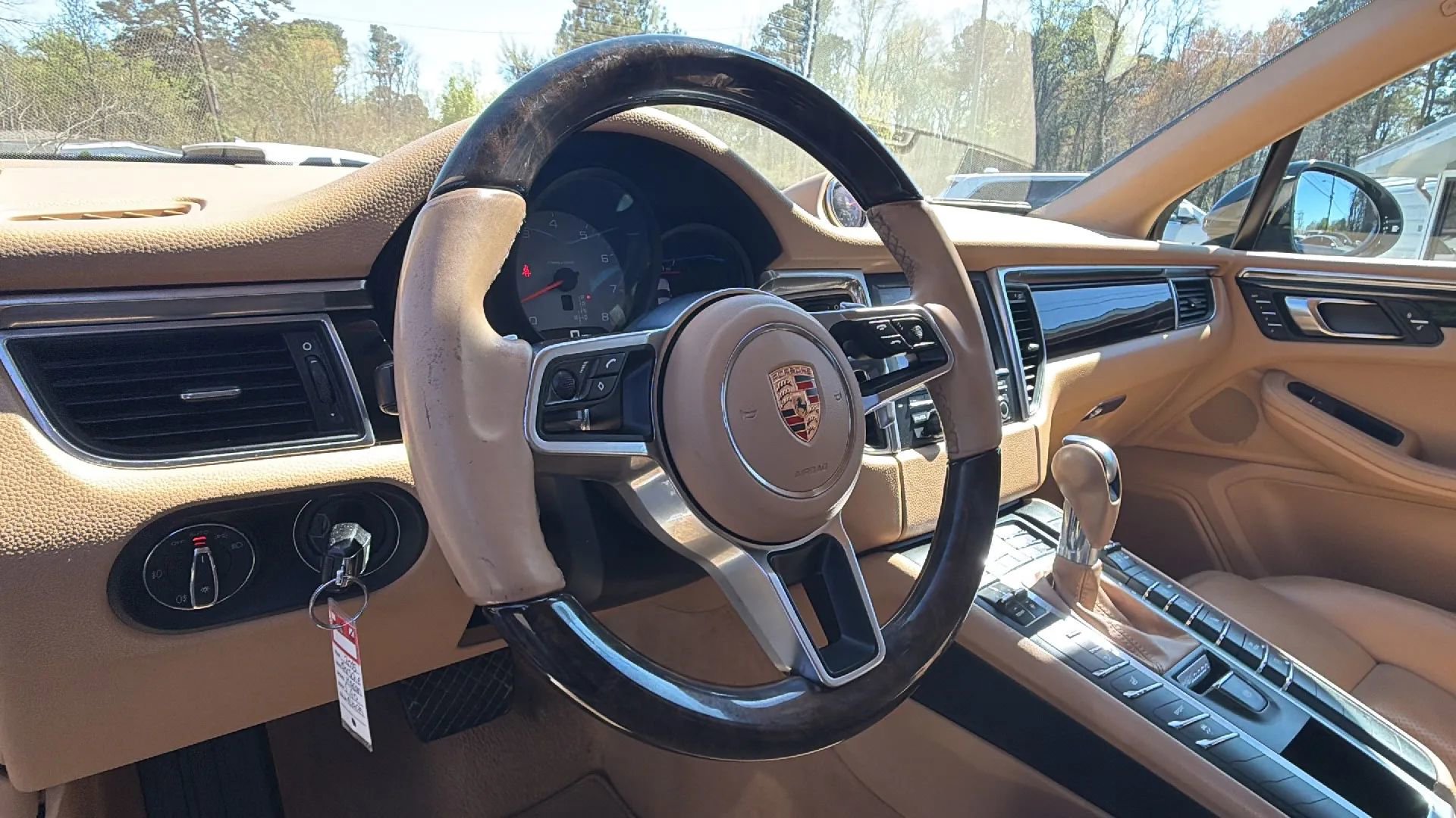 Used 2015 Porsche Macan S AWD/4WD image 25