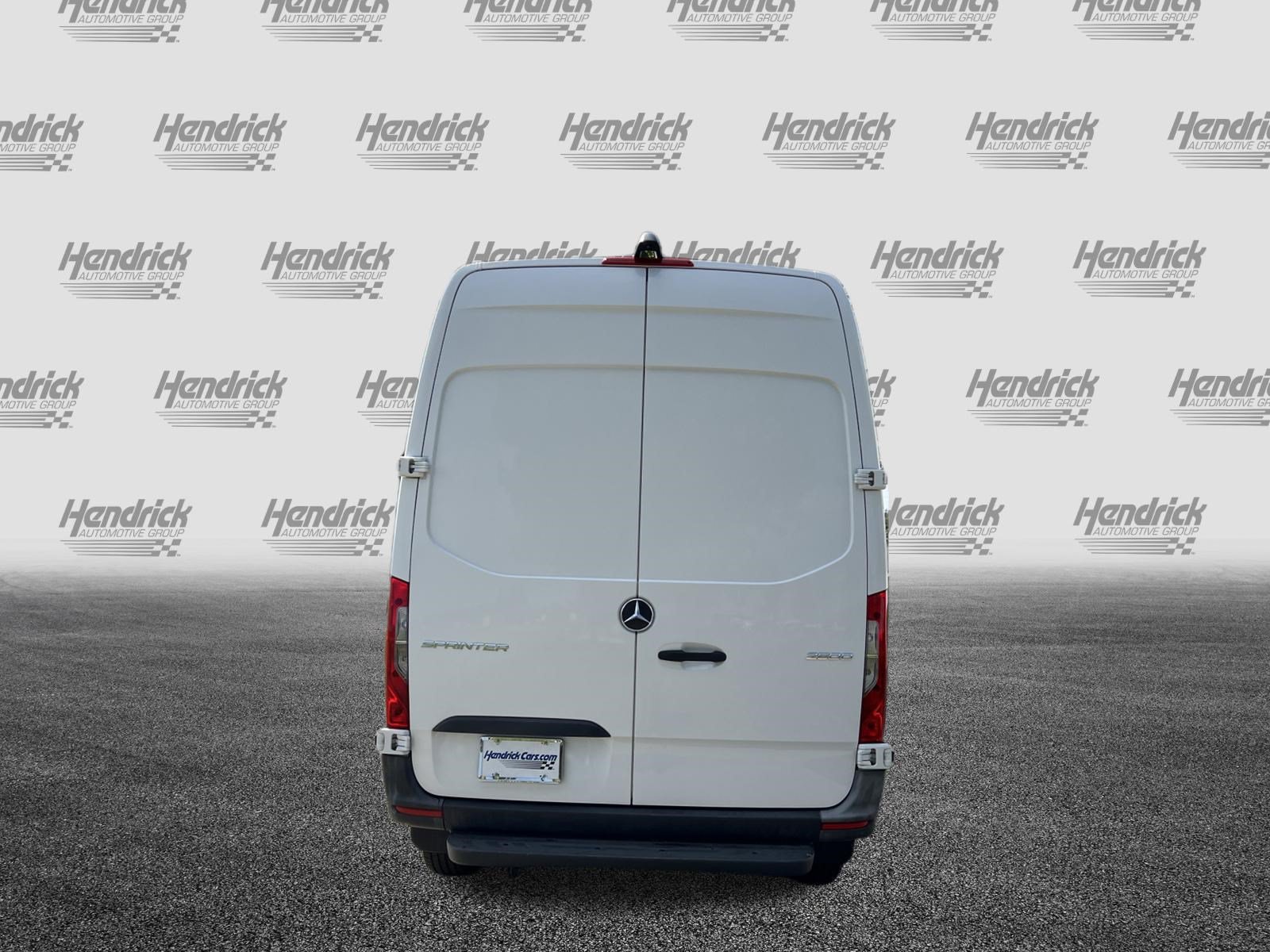 Used 2022 Mercedes-Benz Sprinter 2500 image 8