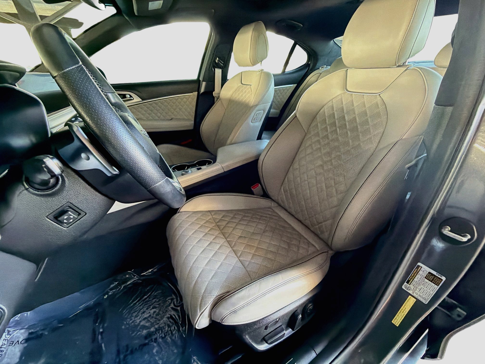 Used 2022 Genesis G70 3.3T w/ Sport Prestige Package AWD/4WD image 13