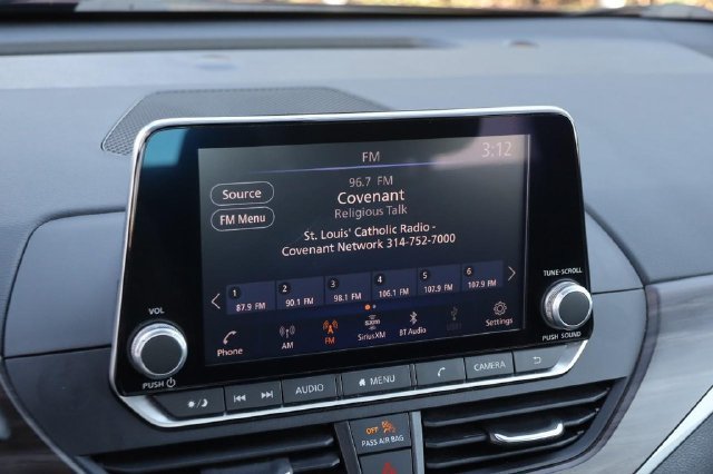 Certified 2024 Nissan Altima 2.5 SV FWD image 16