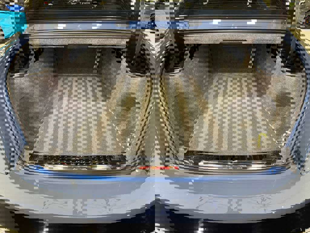 Used 2024 Rolls-Royce Spectre w/ Spectre Launch Package image 38