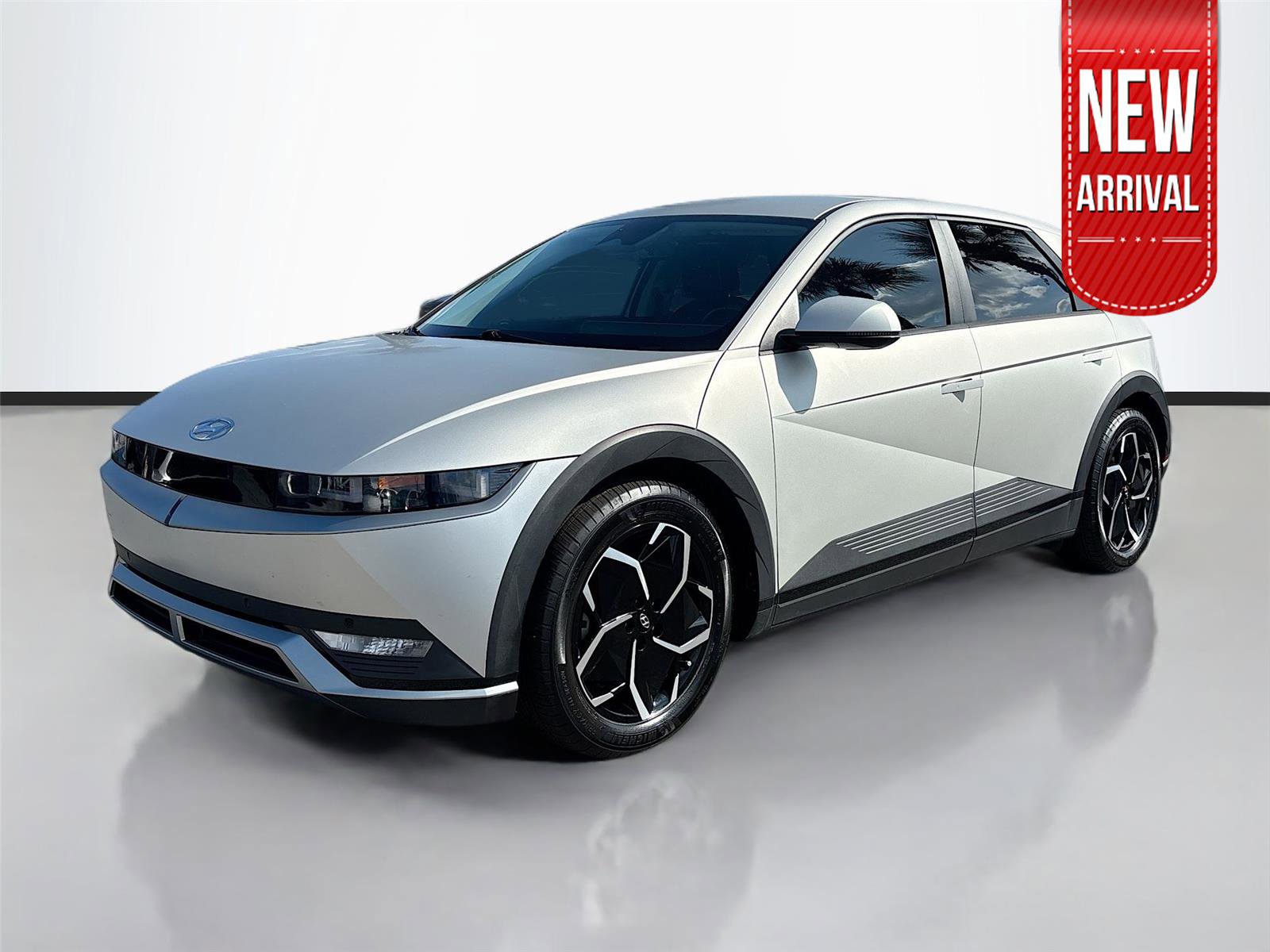 Used 2023 Hyundai Ioniq 5 SEL image 3